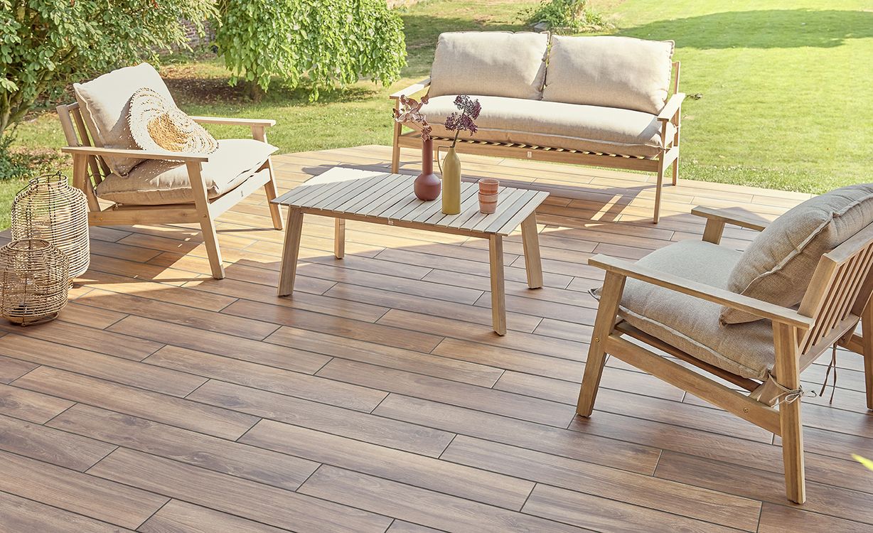 Carrelage TIMBER CHENE GRIP, aspect bois 15x90cm, dim 15.00 x 90.00 cm