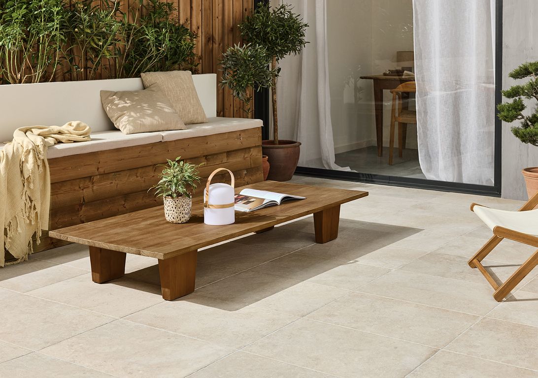 Carrelage VEZELAY GRIP SABLE, aspect travertin 40x60cm, dim 40.00 x 60.00 cm