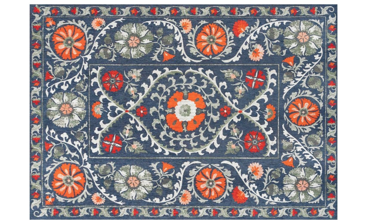 Tapis SUZANI , oriental classiqueSuede
