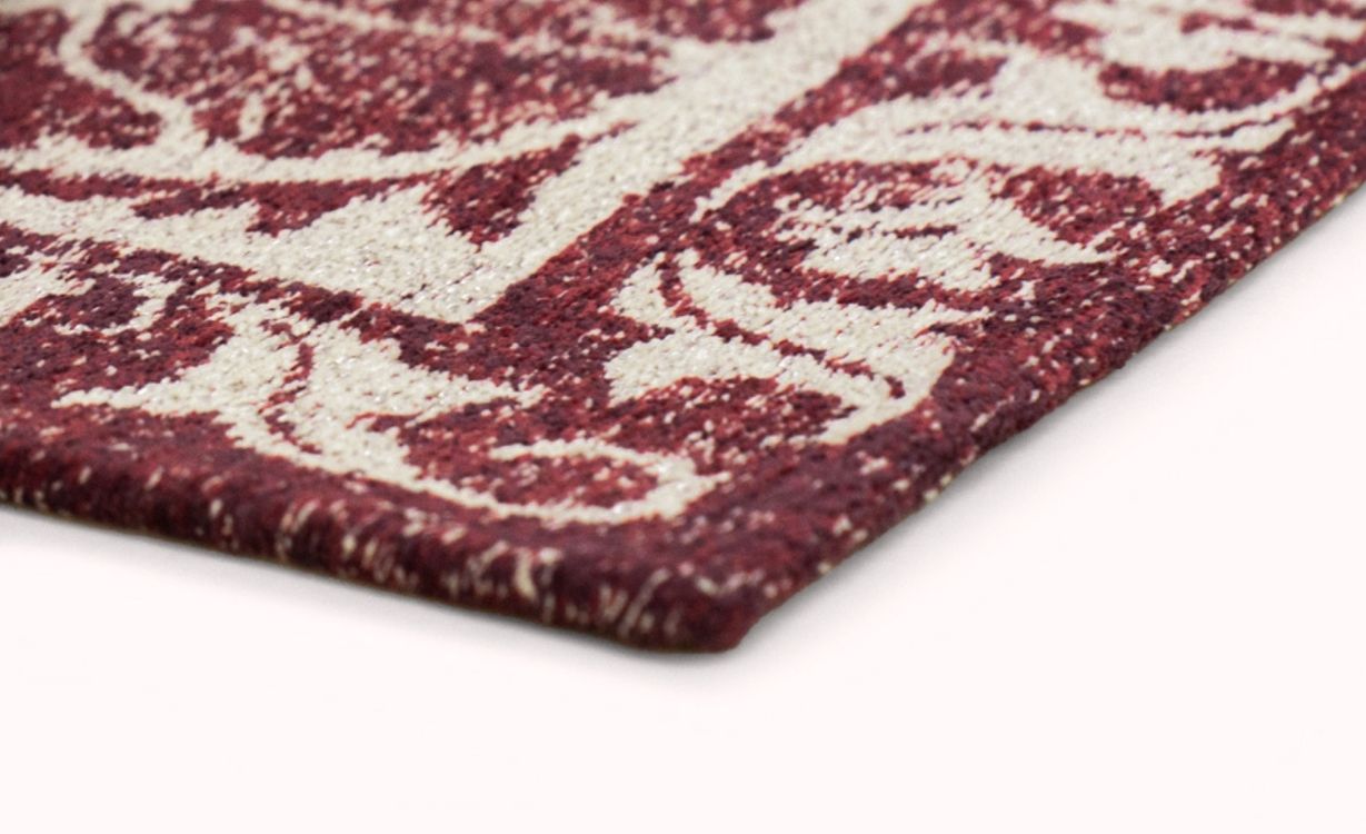 Tapis SUZANI , oriental classiqueNordic