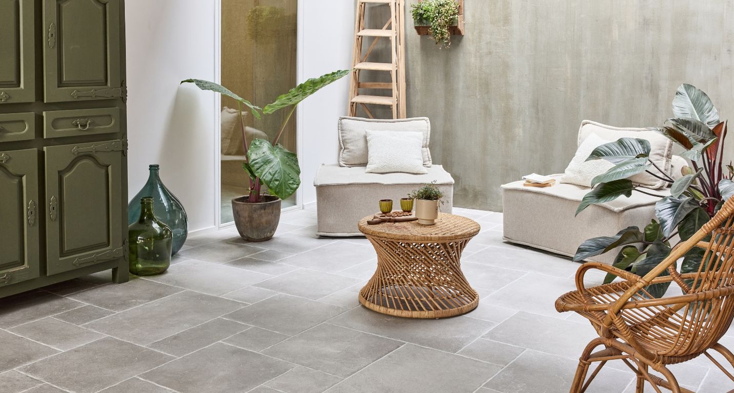 Carrelage MONASTERE PERLE GRIS, aspect pierre 44x66cm, dim 45.00 x 65.00 cm