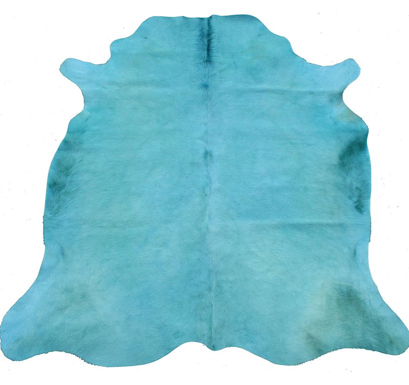 Tapis VACHE TEINTEE Maison Tergus, peau de bête  turquoise, dim 1.90 x 2.10 m