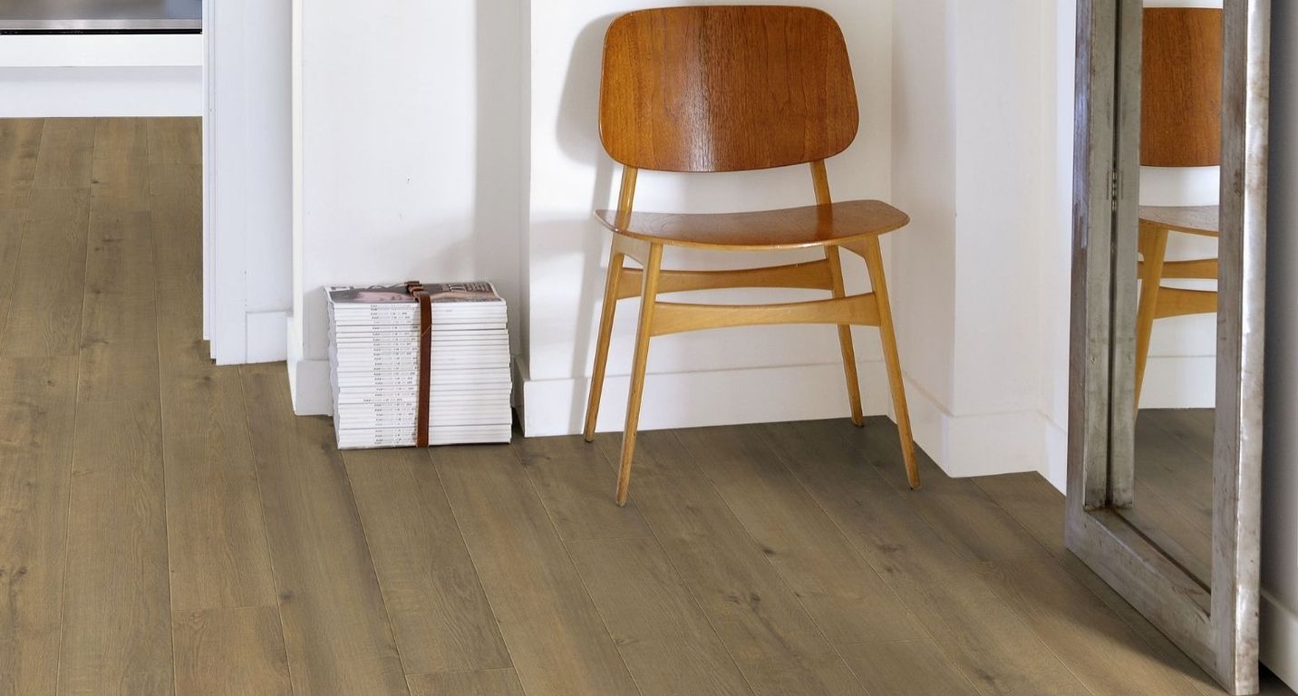 Sol stratifié EASYLIFE LEGEND 2 Easylife, aspect Bois Chêne marron, lame 19.20 x 126.10 cm