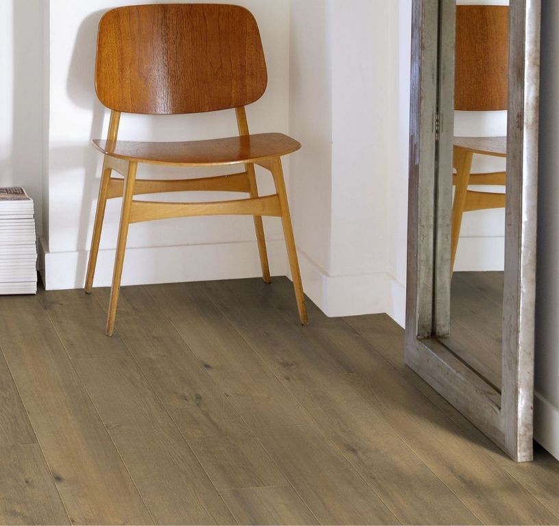 Sol stratifié EASYLIFE LEGEND 2 Easylife, aspect Bois Chêne marron, lame 19.20 x 126.10 cm