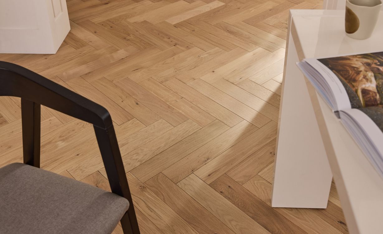 Parquet massif MASSIF FOCH CHENE AUTHENTIQUE , chêne naturel, verni, larg. 9.00 cm