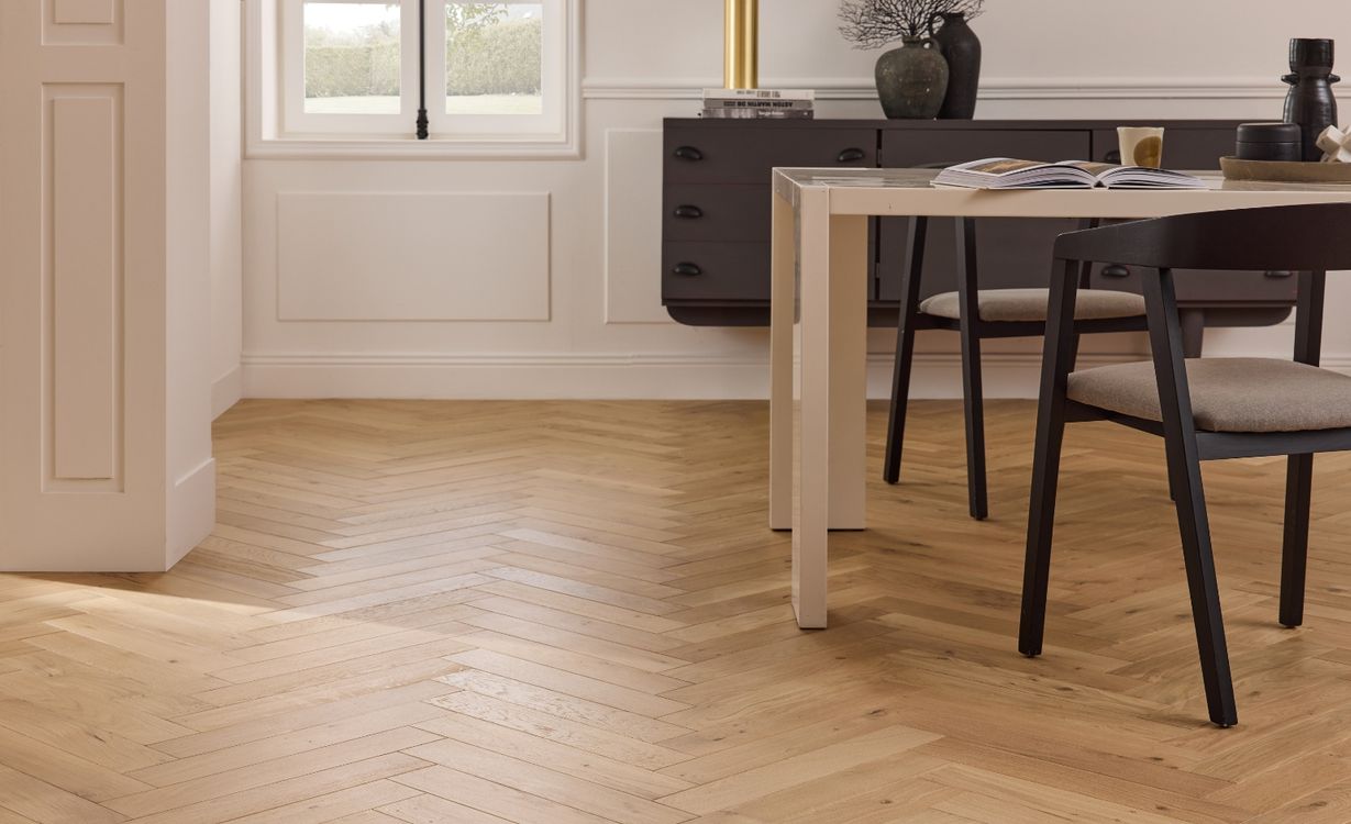 Parquet massif MASSIF FOCH CHENE AUTHENTIQUE , chêne naturel, verni, larg. 9.00 cm