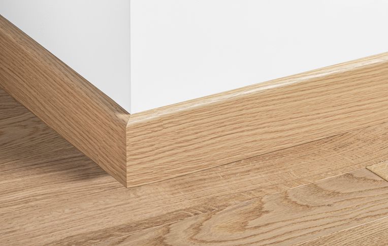 Plinthe Lamett, Mdf placage bois, décor Bois chêne pur, h.7.00 x L. 220.00 cm