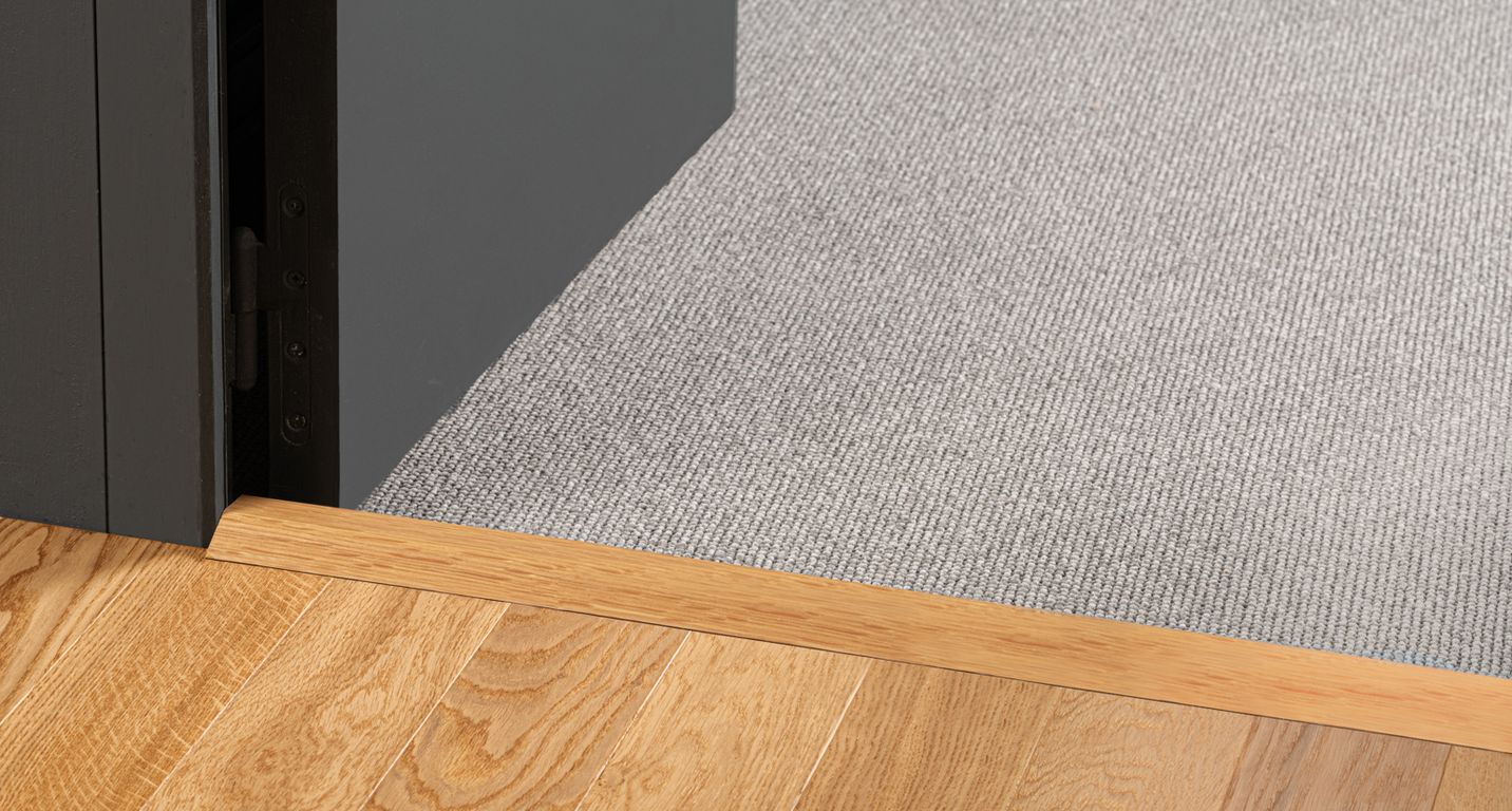 Profilé multi fonction SEUIL 3EN1 PALACE (livré avec rail, fiches, vis et couteau)Lamett, mdf placage bois, décor chêne naturel, l.6.28 x L. 215.00 cm