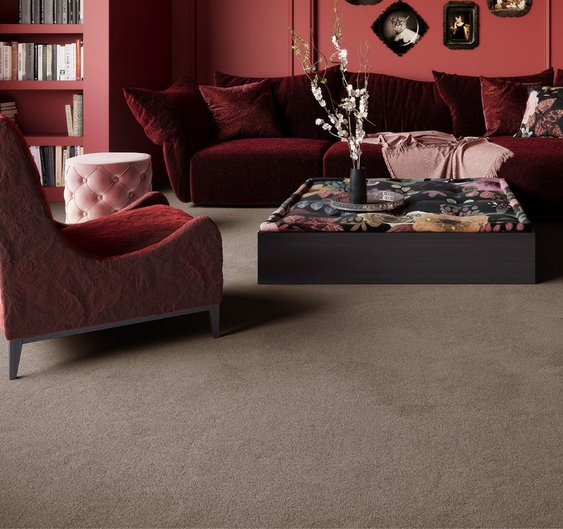 Moquette velours SUSPENSE 4, col marron glacé, rouleau 4.00 m