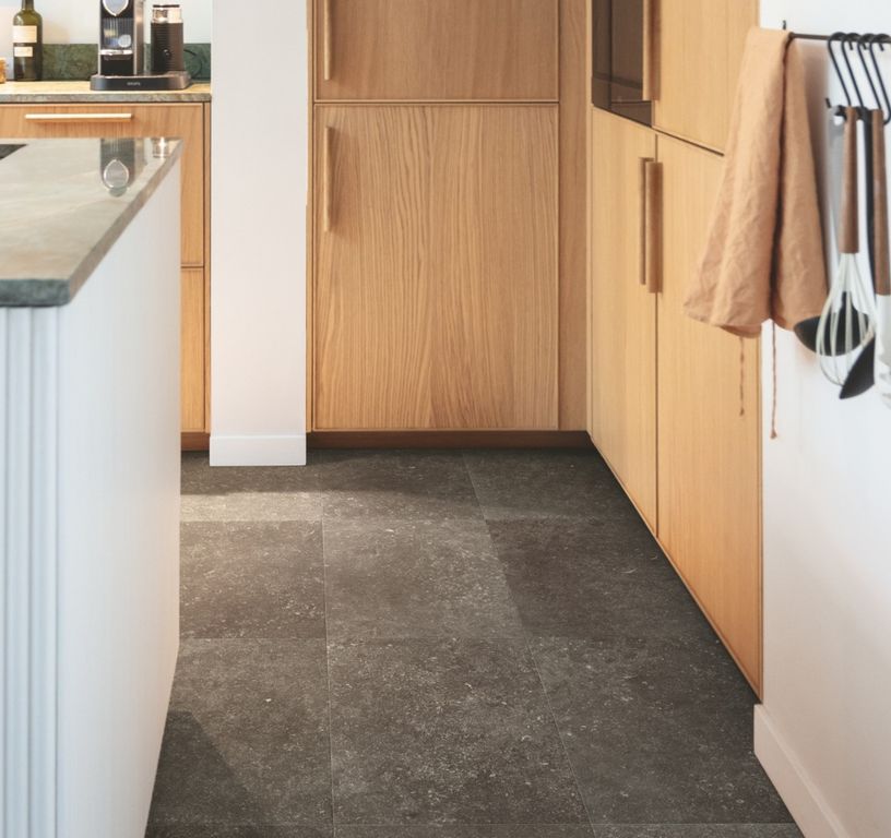 Sol stratifié QS MUSE Quick Step, aspect Carrelage Pierre bleue fumée, dalle 39.60 x 120.00 cm