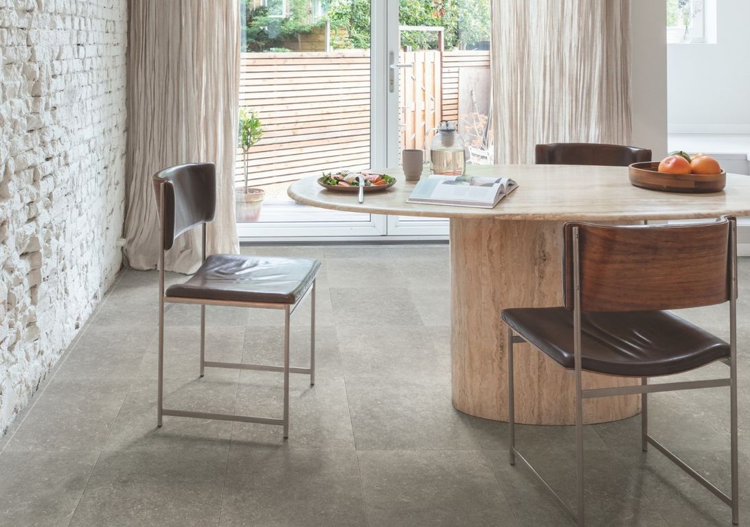 Sol stratifié QS MUSE Quick Step, aspect Carrelage Pierre bleue sombre, dalle 39.60 x 120.00 cm