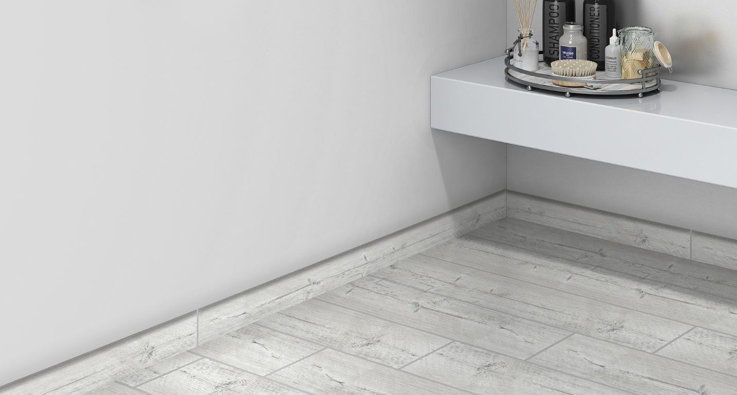 Plinthe carrelage PL CHALET, aspect bois blanc, h 6.00 x L 120.00 cm