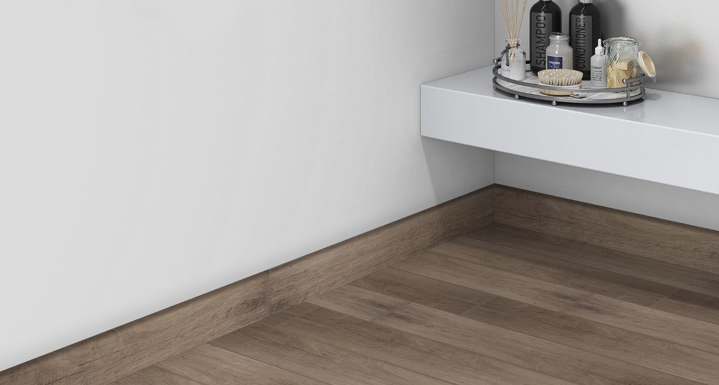 Plinthe carrelage PL MILWAUKEE, aspect bois teinte noisette, h 7.00 x L 90.00 cm