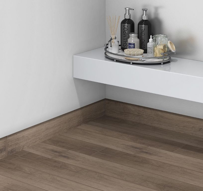 Plinthe carrelage PL MILWAUKEE, aspect bois teinte noisette, h 7.00 x L 90.00 cm