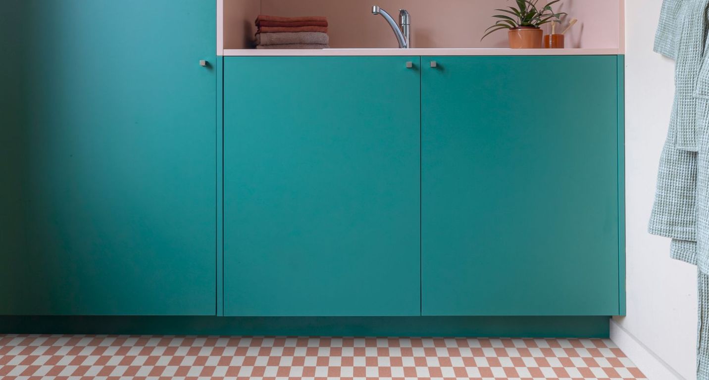 Sol vinyle rouleau ALEGRIA 2M , Motif rose et blanc, rouleau 2.00 m