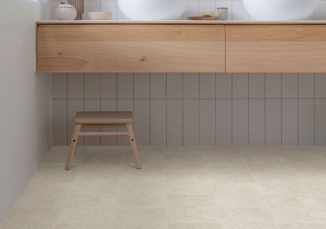 Sol vinyle rouleau ALEGRIA 2M , Carrelage beige, rouleau 2.00 m