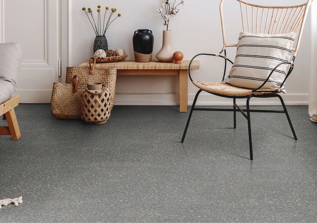 Sol vinyle RIGID CLICK 55 PREMIUM DALLE , Béton terrazzo gris, dalle 44.80 x 90.60 cm