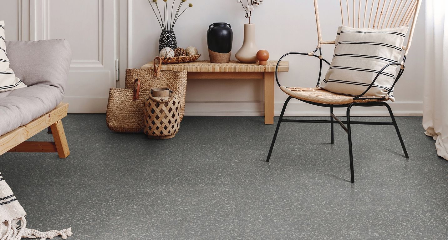 Sol vinyle RIGID CLICK 55 PREMIUM DALLE , Béton terrazzo gris, dalle 44.80 x 90.60 cm