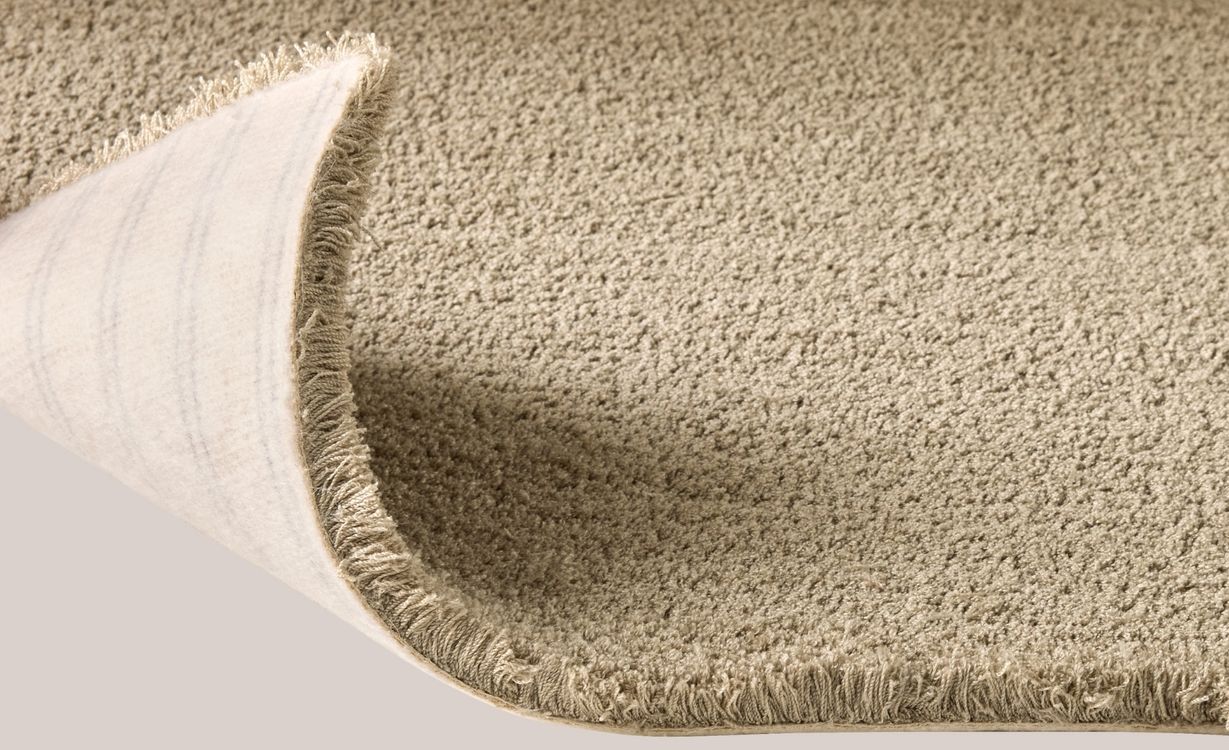 Moquette velours SILKY, col Taupe, rouleau 4.00 m