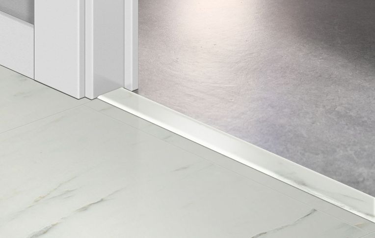 Profilé multi fonction INCIZO VINYLE Quick Step, PVC, décor blanc, l.4.50 x L. 200.00 cm