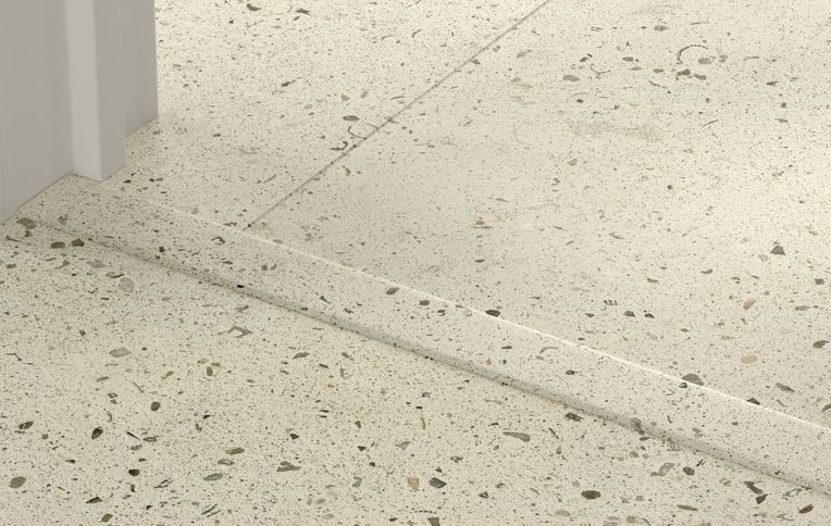 Profilé multi fonction INCIZO VINYLE Quick Step, PVC, décor gris, l.4.50 x L. 200.00 cm