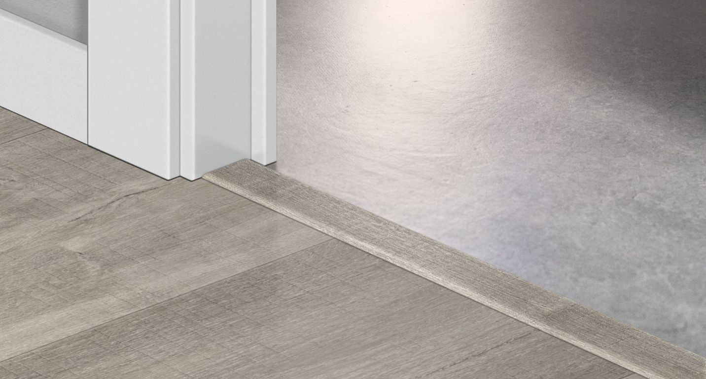 Profilé multi fonction INCIZO VINYLE Quick Step, PVC, décor gris moyen, l.4.50 x L. 200.00 cm