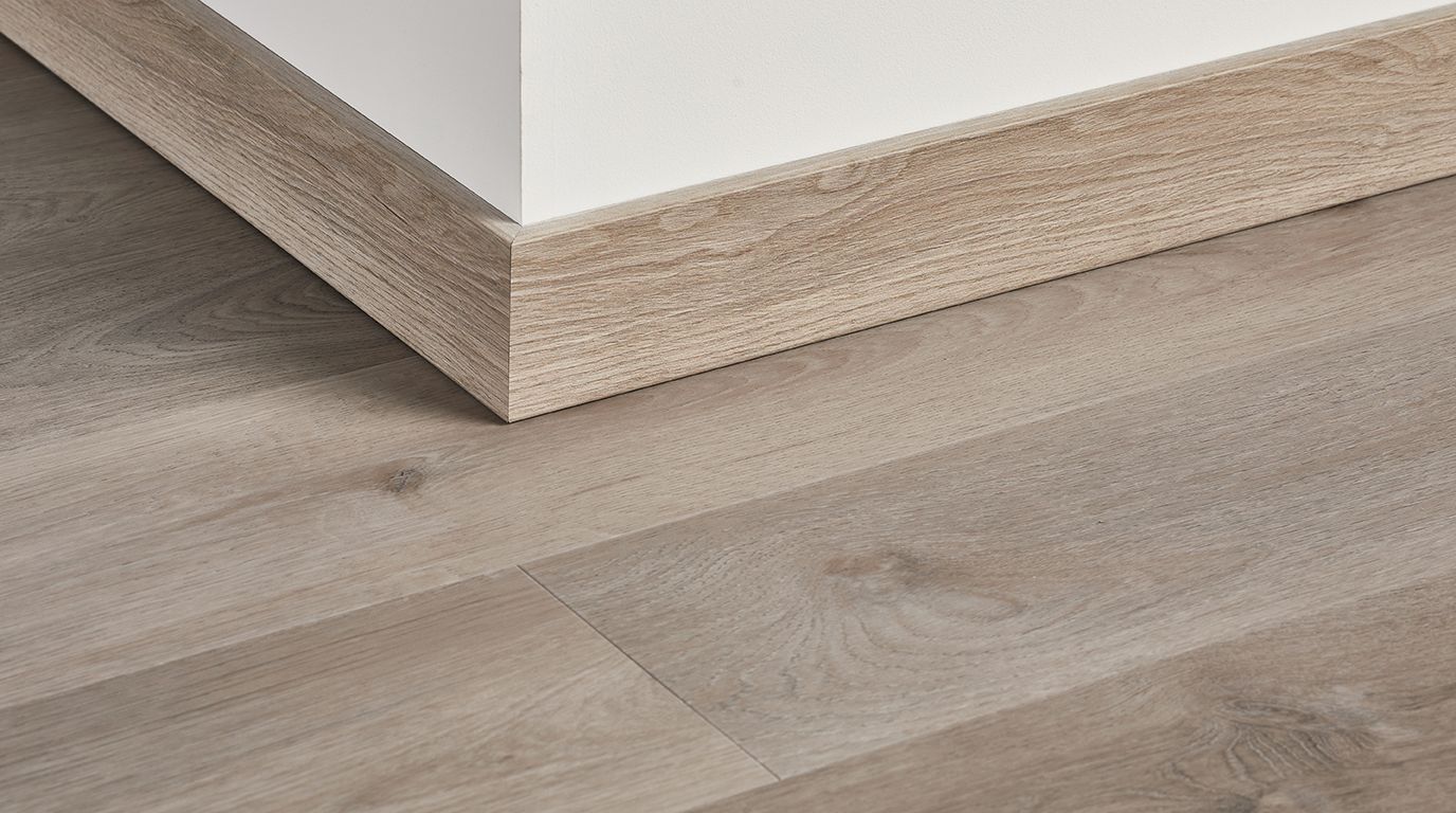 Plinthe hydro , Polystyrène, décor Bois gris, h.8.00 x L. 200.00 cm