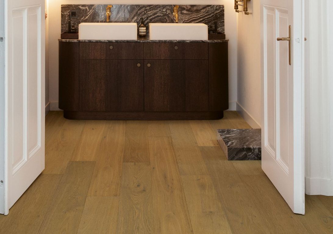 Parquet contrecollé CASCADA NEW 190 Chêne courant, chêne marron foncé, verni, larg. 19.00 cm