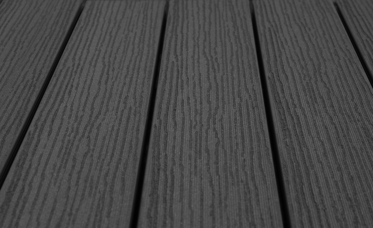 Lame de terrasse BC Gravé Noir, bois composite ,l 14.50 x L 240 cm