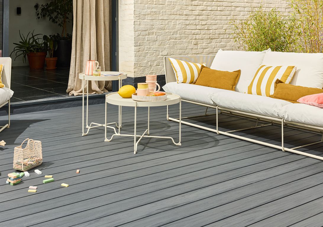 Lame de terrasse PIAZZA ONE Ebony, 4M ,l 14 x L 400 cm