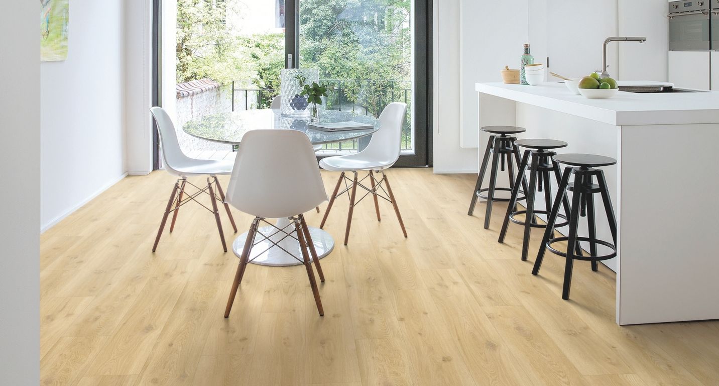 Sol vinyle ALPHA VINYL BLOS Quick Step, Bois chêne flotté beige, lame 18.90 x 125.10 cm