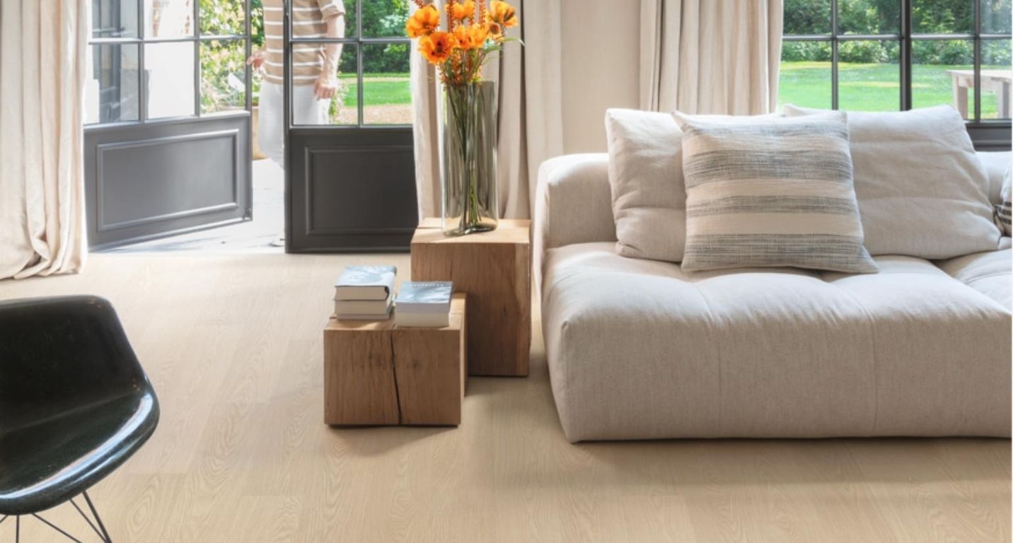 Sol vinyle ALPHA VINYL BLOS Quick Step, Bois chêne baratte, lame 18.90 x 125.10 cm