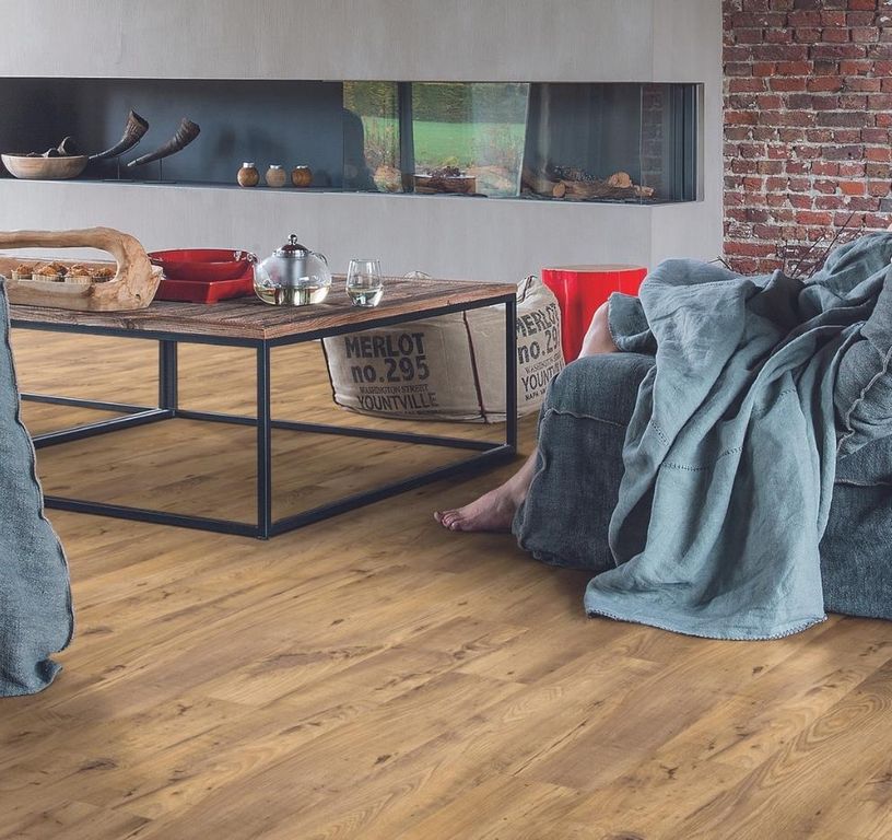 Sol vinyle ALPHA VINYL BLOS Quick Step, Bois châtaignier vintage naturel, lame 18.90 x 125.10 cm