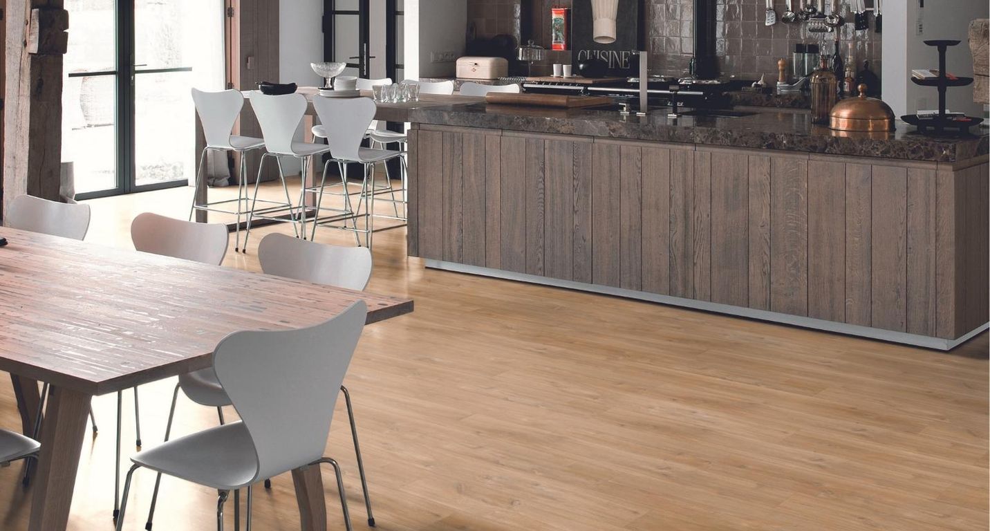 Sol vinyle ALPHA VINYL BLOS Quick Step, Bois chêne canyon naturel, lame 18.90 x 125.10 cm