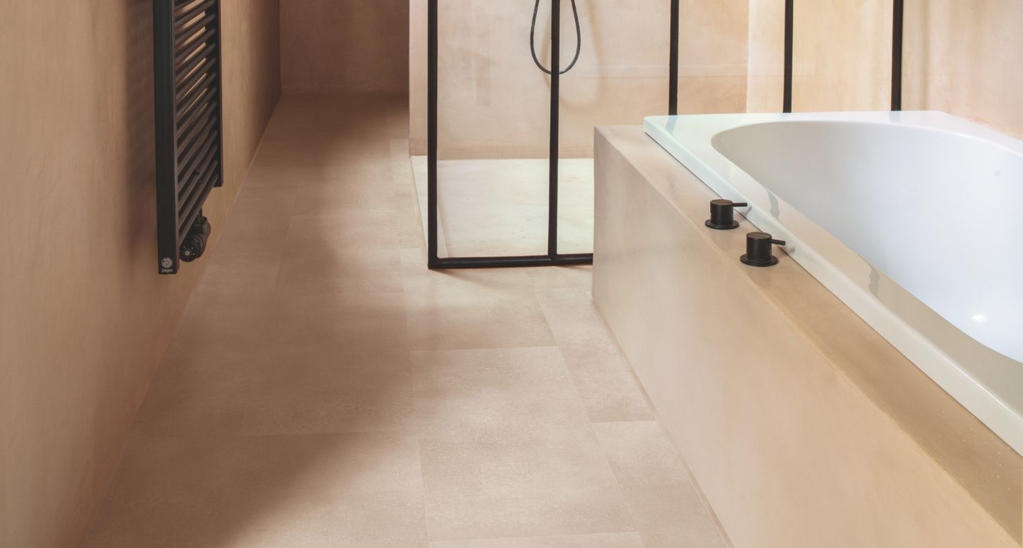 Sol vinyle ALPHA VINYL ORO  Quick Step, Béton roche corallienne, dalle 30.30 x 60.96 cm