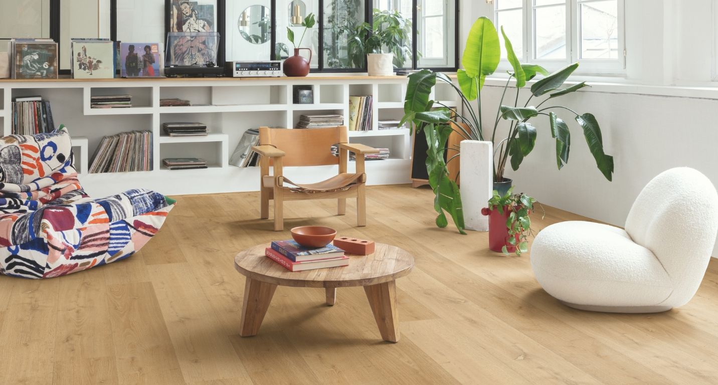 Sol vinyle ALPHA VINYL BLOOM Quick Step, Bois chêne élégant naturel, lame 20.90 x 149.40 cm