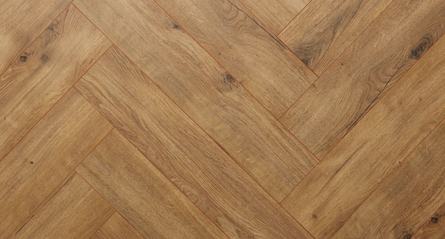 Sol stratifié MANOR BATON ROMPU , aspect Marqueterie marron, lame 13.10 x 64.30 cm