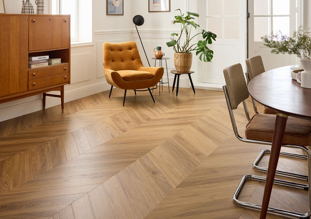 Sol vinyle CHEVRON , Bois chêne naturel, lame 12.00 x 69.00 cm