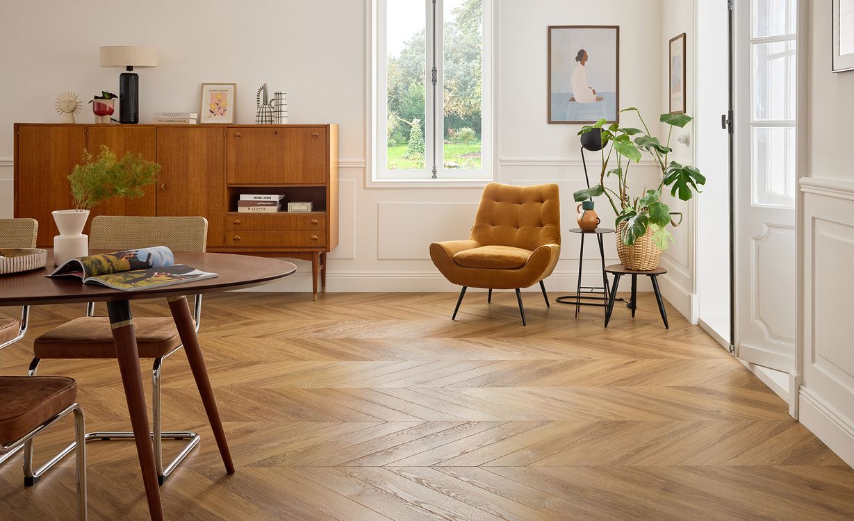 Sol vinyle CHEVRON , Bois chêne naturel, lame 12.00 x 69.00 cm