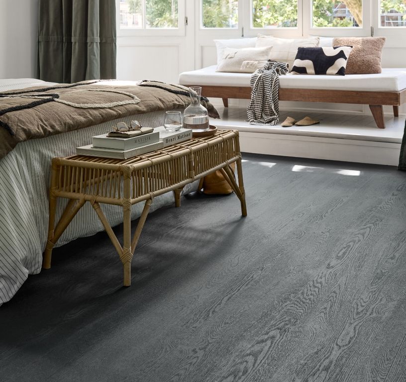 Sol vinyle rouleau WOODLINE , Bois noir, rouleau 4.00 m