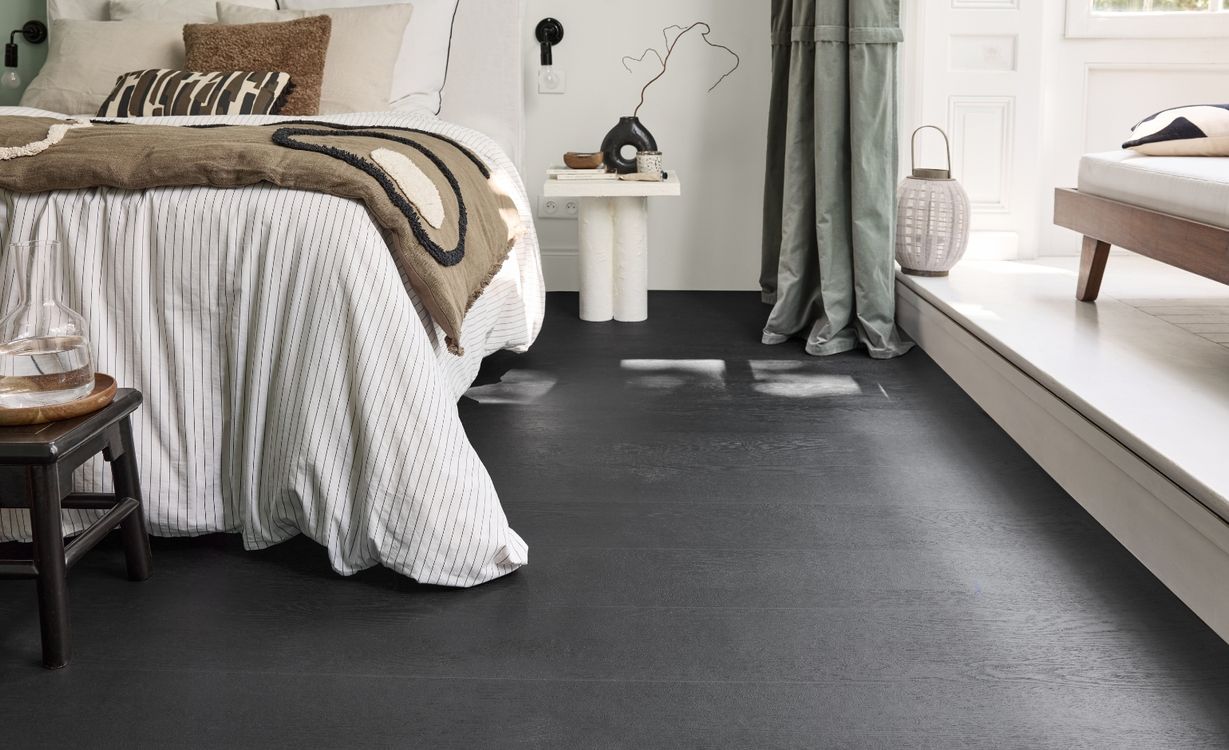 Sol vinyle rouleau WOODLINE , Bois noir, rouleau 4.00 m