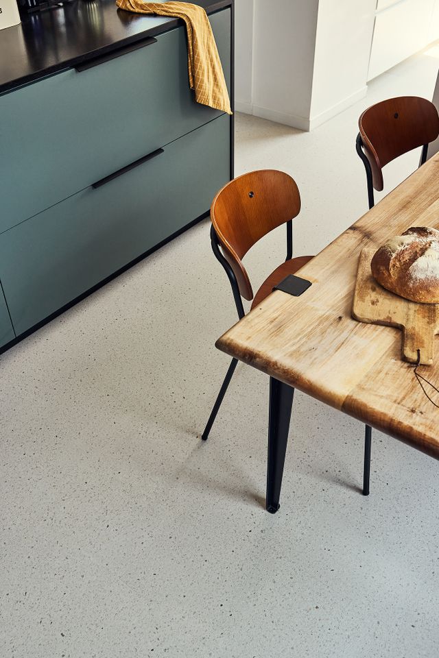 Sol vinyle TOLEDO ACOUSTIC DALLE , Motif terrazzo crème, dalle 30.50 x 61.00 cm