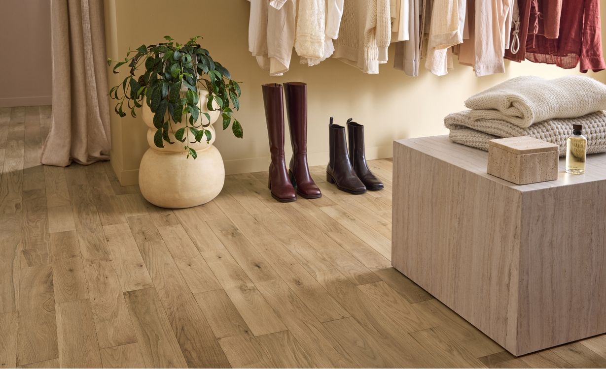 Parquet massif ROYAUME 90 CHENE AUTHENTIQUE, chêne naturel, verni, larg. 9.00 cm