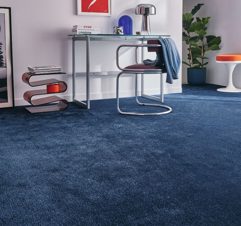 Moquette velours MERVEILLE ECO, col Bleu marine, rouleau 4.00 m