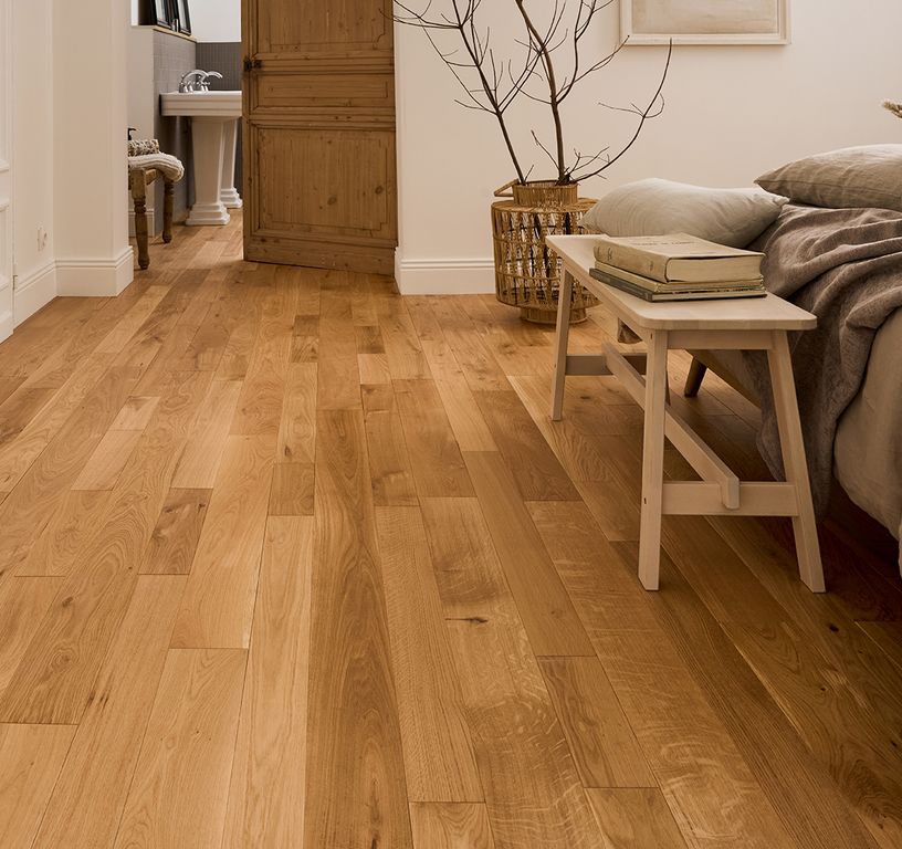 Parquet massif PALACE 120 CHENE AUTHENTIQUE, chêne naturel, verni, larg. 12.00 cm