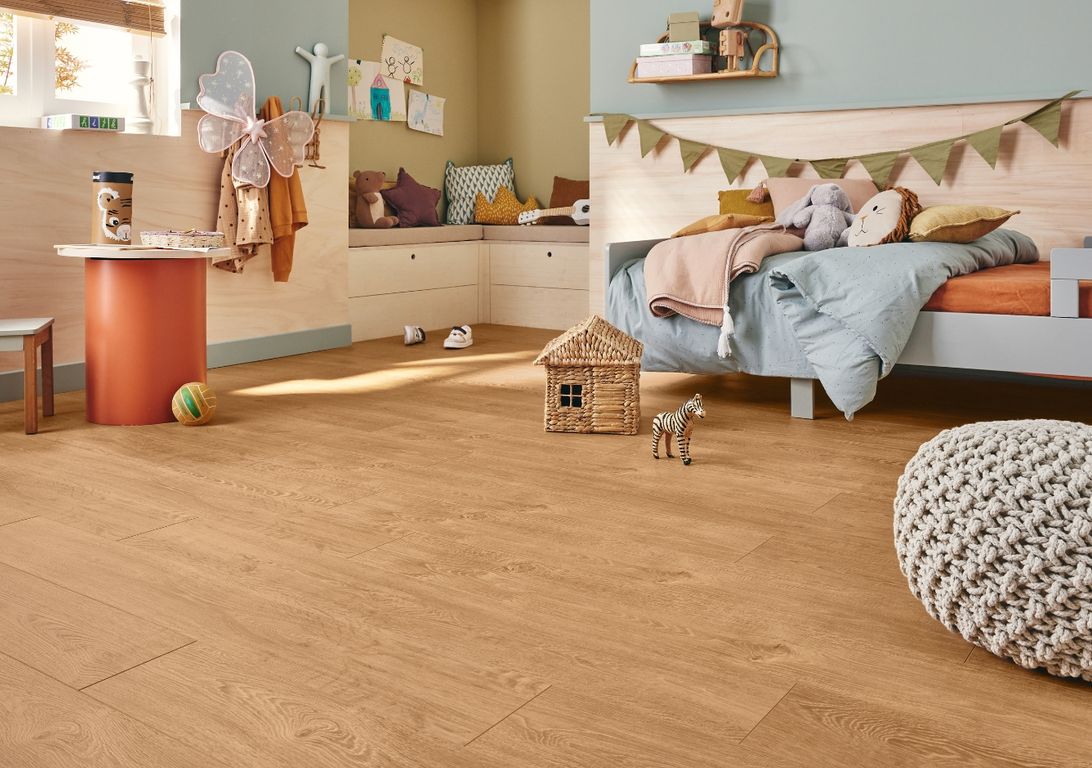 Sol stratifié Easylife LEGEND 3 HYDRO 10mm , aspect Bois chêne miel, lame 19.20 x 126.10 cm