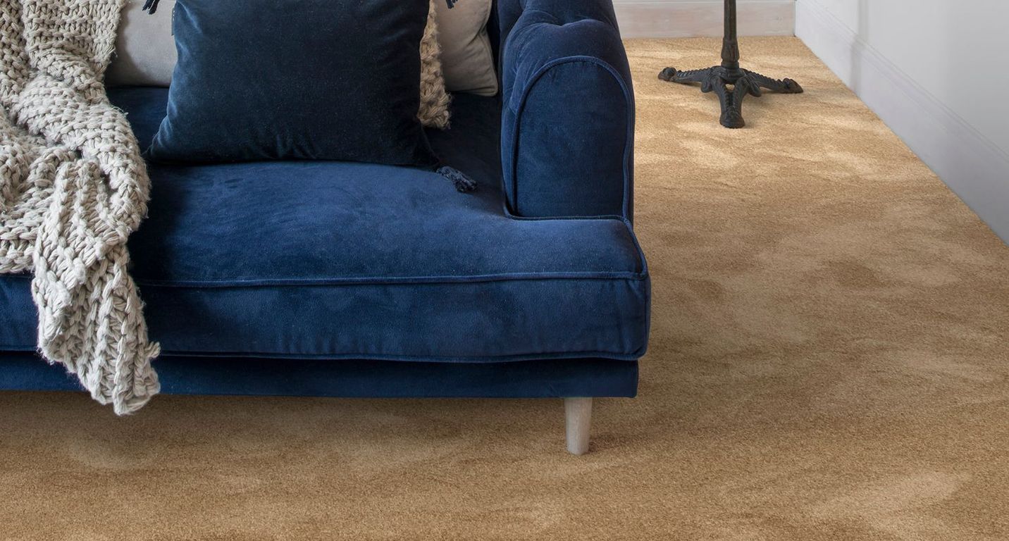 Moquette velours CARACAS 4M, col marron clair, rouleau 4.00 m