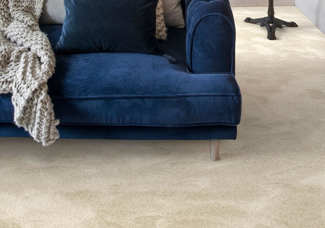 Moquette velours CARACAS 5M, col beige moyen, rouleau 5.00 m