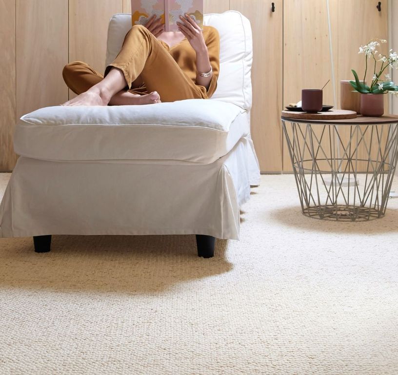 Moquette bouclée BLANCA, col écru, rouleau 4.00 m