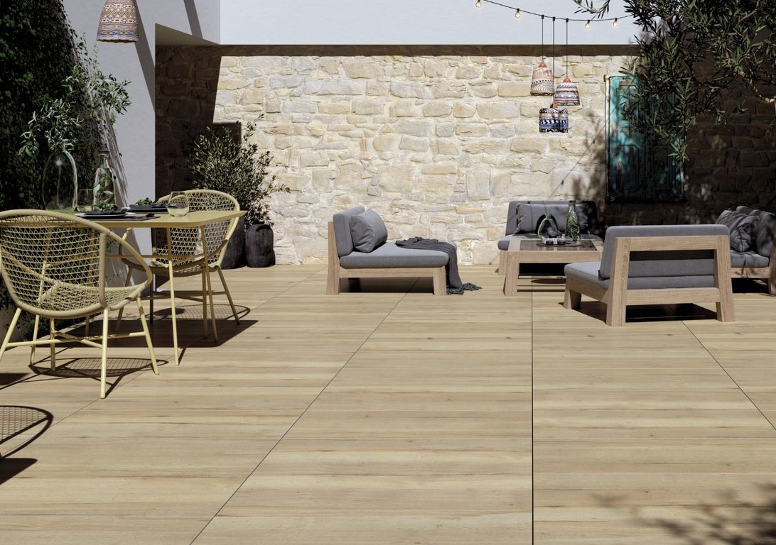 Dalle carrelage 20mm HALIFAX, aspect bois naturel, dim 45.00 x 90.00 cm